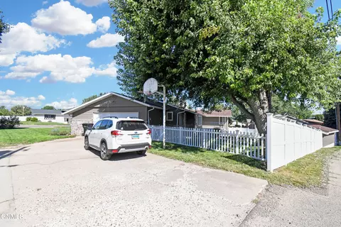 Exterior - 1616 4th Ave E, Williston, ND 58801 photo 7 of 10