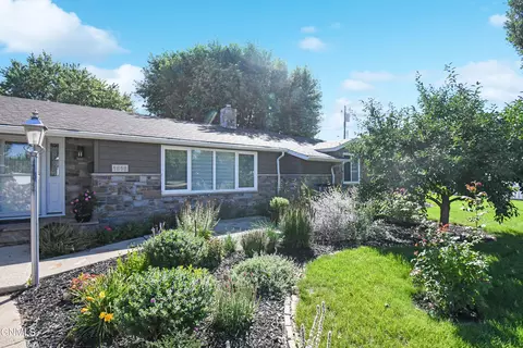 Exterior - 1616 4th Ave E, Williston, ND 58801 photo 1 of 10