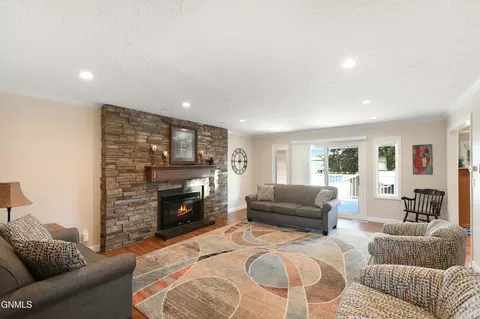Living - 1616 4th Ave E, Williston, ND 58801 photo 1 of 2