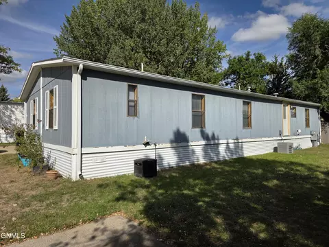 Exterior - 2500 Centennial Rd, Bismarck, ND 58503 photo 6 of 9