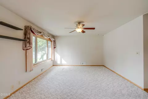 Living - 224 Kavaney Dr, Bismarck, ND 58501 photo 1 of 2