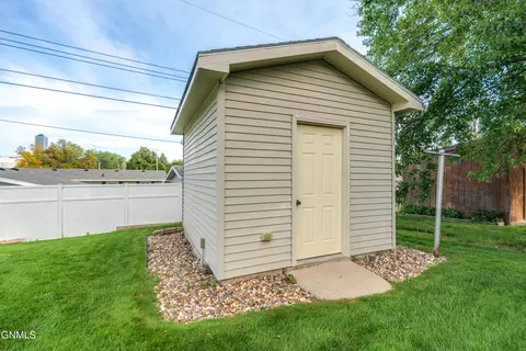 Other - 224 Kavaney Dr, Bismarck, ND 58501 photo 5 of 21