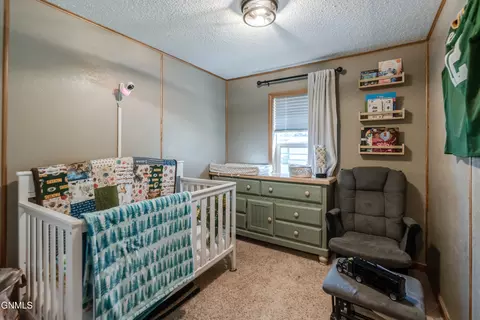 Bedroom - 208 E Coyote St, Mandan, ND 58554 photo 3 of 5