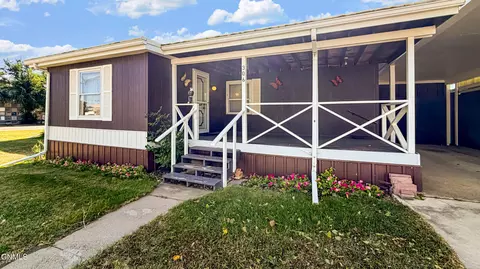 Exterior - 306 5th St, Fairview, MT 59221 photo 2 of 2