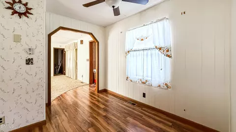 Entry Way - 306 5th St, Fairview, MT 59221 photo 1 of 2