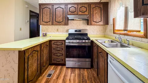 Kitchen - 306 5th St, Fairview, MT 59221 photo 1 of 3