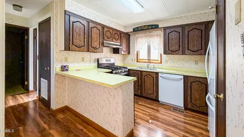 Kitchen - 306 5th St, Fairview, MT 59221 photo 3 of 3
