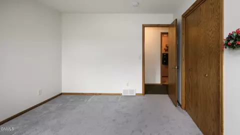 Bedroom - 3824 Prairie Pines Loop, Bismarck, ND 58503 photo 3 of 7