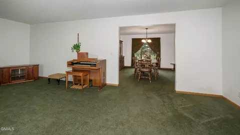 Dining - 3824 Prairie Pines Loop, Bismarck, ND 58503 photo 1 of 6