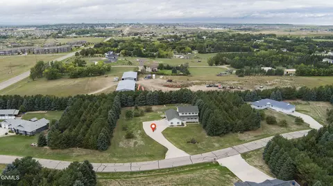 View/Area - 3824 Prairie Pines Loop, Bismarck, ND 58503 photo 5 of 11