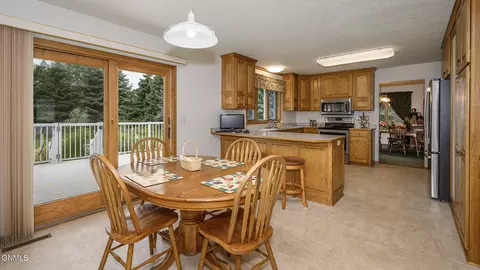 Dining - 3824 Prairie Pines Loop, Bismarck, ND 58503 photo 5 of 6