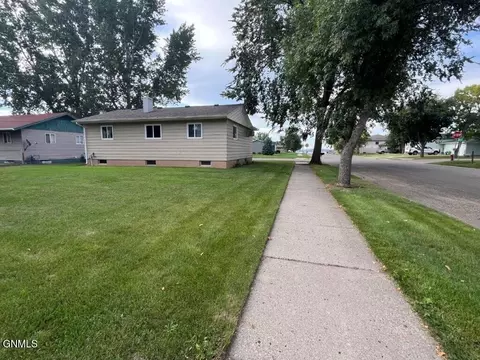 Other - 918 8th St W, Mobridge, SD 57601 photo 15 of 16