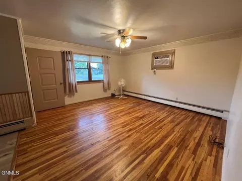 Living - 918 8th St W, Mobridge, SD 57601 photo 1 of 3