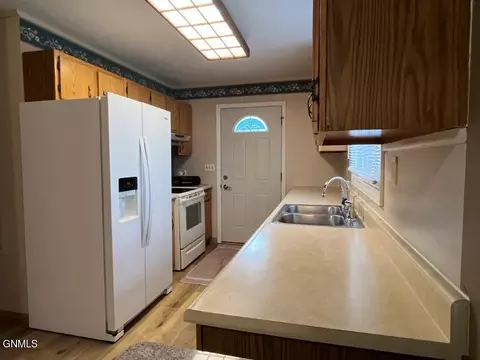 Kitchen - 918 8th St W, Mobridge, SD 57601 photo 1 of 2