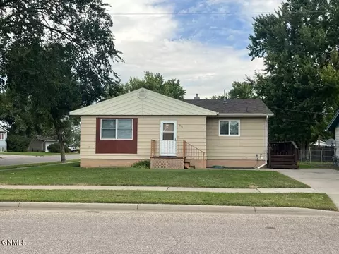 Other - 918 8th St W, Mobridge, SD 57601 photo 1 of 16