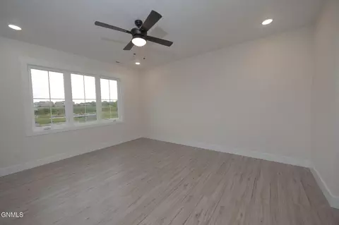 Bedroom - 507 46th St E, Williston, ND 58801 photo 1 of 5