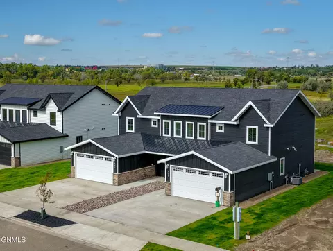 Exterior - 509 46th St E, Williston, ND 58801 photo 3 of 3