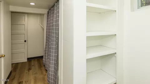 Entry Way - 1615 E Avenue B, Bismarck, ND 58501 photo 1 of 1