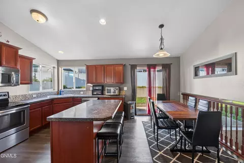 Kitchen - 2718 25th St W, Williston, ND 58801 photo 3 of 3