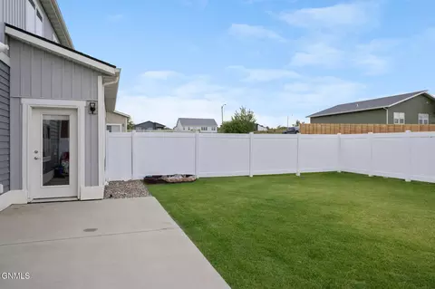 Exterior - 2722 30th St W, Williston, ND 58801 photo 1 of 3