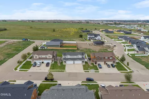 View/Area - 2722 30th St W, Williston, ND 58801 photo 6 of 8