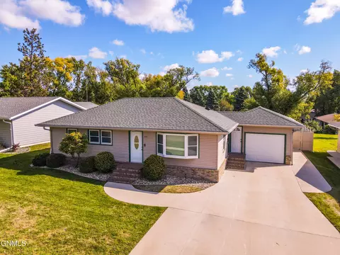 1230 Central Ave N, Valley City, ND 58072