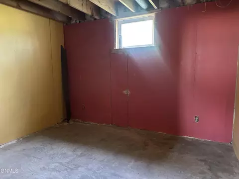 Bedroom - 513 3rd St E, Napoleon, ND 58561 photo 8 of 8
