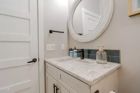 Bath - 4010 Silver Blvd, Bismarck, ND 58503 photo 11 of 12