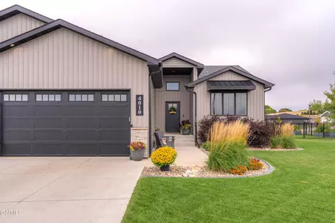 Exterior - 4010 Silver Blvd, Bismarck, ND 58503 photo 11 of 17