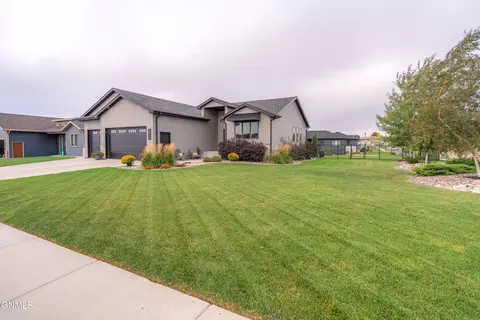Exterior - 4010 Silver Blvd, Bismarck, ND 58503 photo 10 of 17