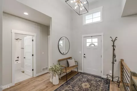 Entry Way - 4010 Silver Blvd, Bismarck, ND 58503 photo 6 of 6