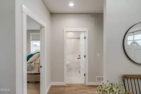 Entry Way - 4010 Silver Blvd, Bismarck, ND 58503 photo 5 of 6