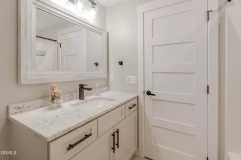 Bath - 4010 Silver Blvd, Bismarck, ND 58503 photo 8 of 12