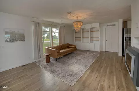 Living - 805 27th St W, Williston, ND 58801 photo 1 of 2
