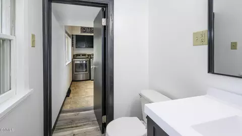 Entry Way - 14402 41st St NE, Baldwin, ND 58521 photo 1 of 3