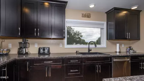 Kitchen - 14402 41st St NE, Baldwin, ND 58521 photo 3 of 3
