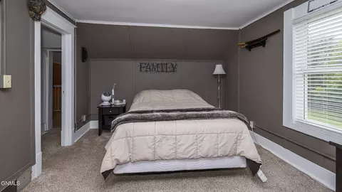 Bedroom - 14402 41st St NE, Baldwin, ND 58521 photo 6 of 6
