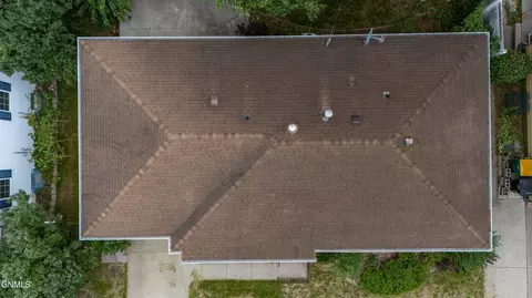 View/Area - 2033 Saint Benedict Dr, Bismarck, ND 58501 photo 2 of 9