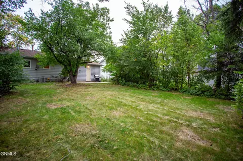 Exterior - 2033 Saint Benedict Dr, Bismarck, ND 58501 photo 4 of 5