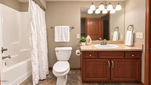 Bath - 1720 Calgary Loop, Bismarck, ND 58503 photo 1 of 5