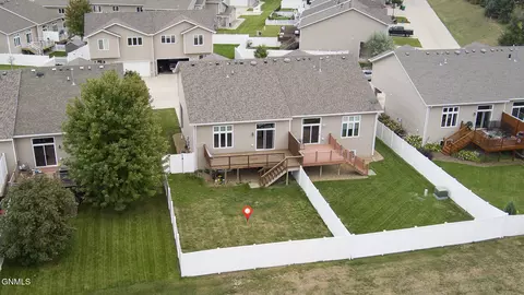 View/Area - 1720 Calgary Loop, Bismarck, ND 58503 photo 2 of 2