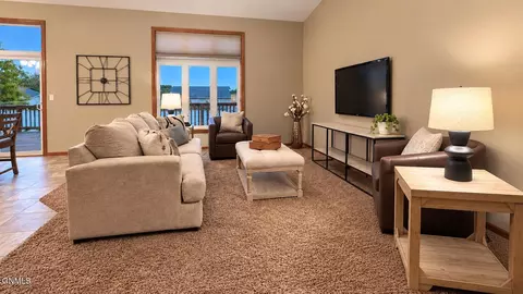 Living - 1720 Calgary Loop, Bismarck, ND 58503 photo 3 of 5