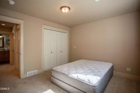 Bedroom - 817 15th Ave E, Dickinson, ND 58601 photo 3 of 4