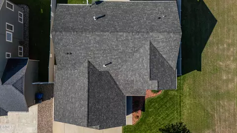 View/Area - 817 15th Ave E, Dickinson, ND 58601 photo 2 of 2