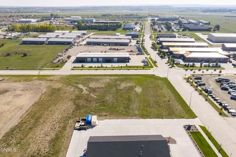 3102 Morrison Ave, Bismarck, ND 58504 photo 8