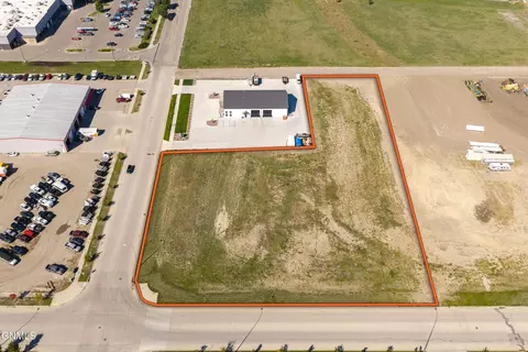 3102 Morrison Ave, Bismarck, ND 58504 photo 9