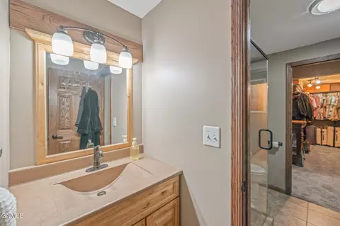 Bath - 14063 48th St NW, Williston, ND 58801 photo 2 of 12