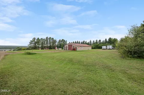 Exterior - 14063 48th St NW, Williston, ND 58801 photo 22 of 25