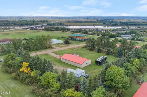 View/Area - 14063 48th St NW, Williston, ND 58801 photo 2 of 18