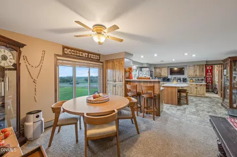 Dining - 14063 48th St NW, Williston, ND 58801 photo 3 of 4